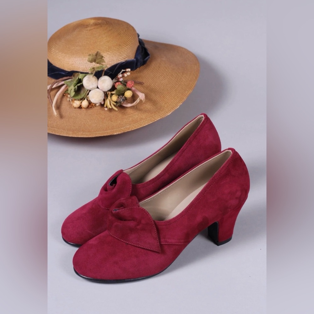 NEW IN BOX Memery Luise Red 100% Suede Shoes (Size 41/US Women’s 10)